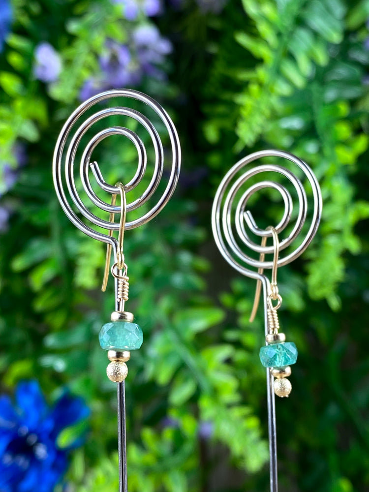 9ct Gold Emerald Earrings