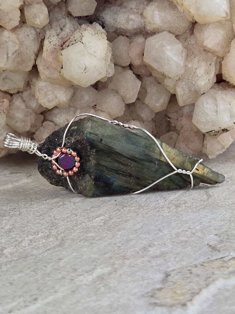 Labradorite Wire Wrap Pendant