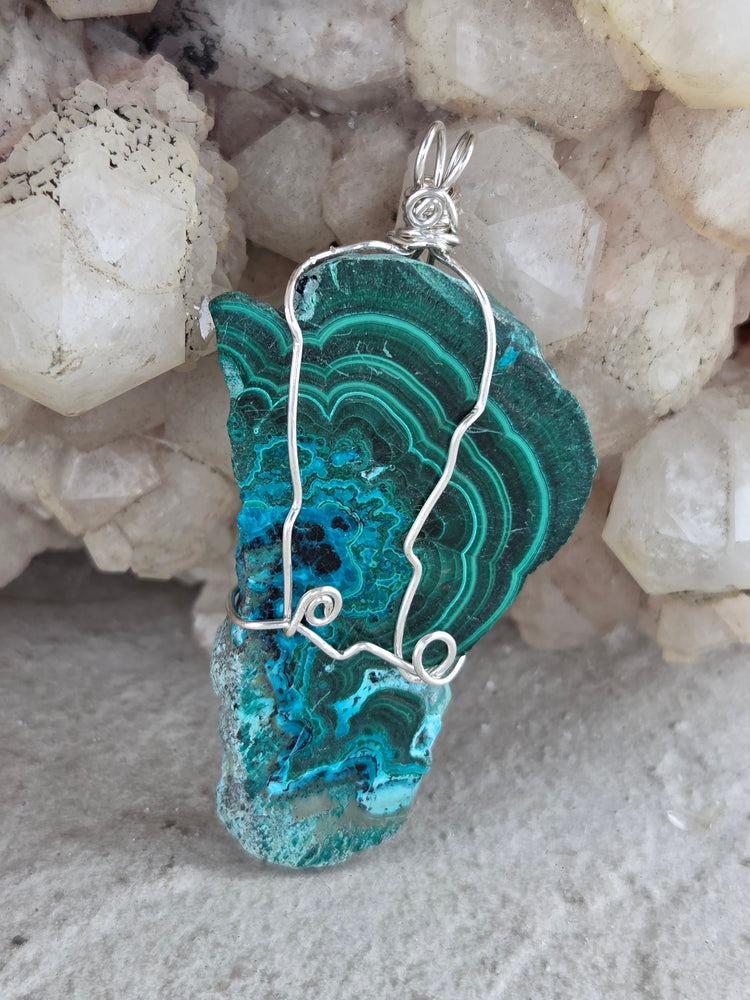 Malacholla Wire Wrap Pendant