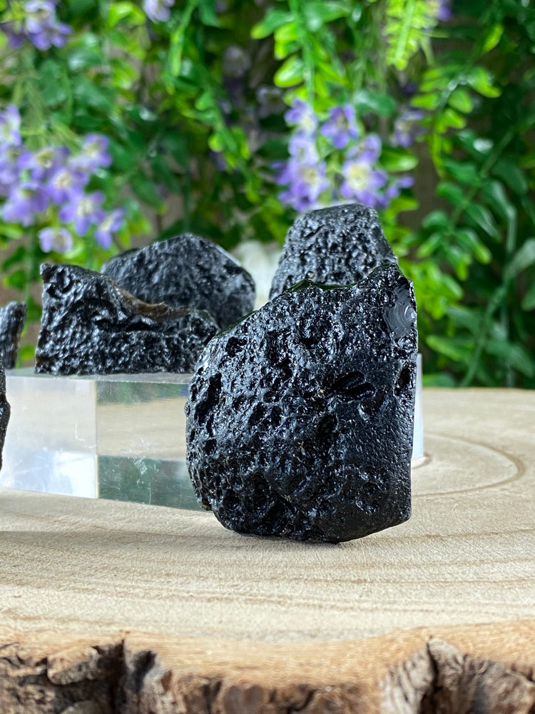 Tektite