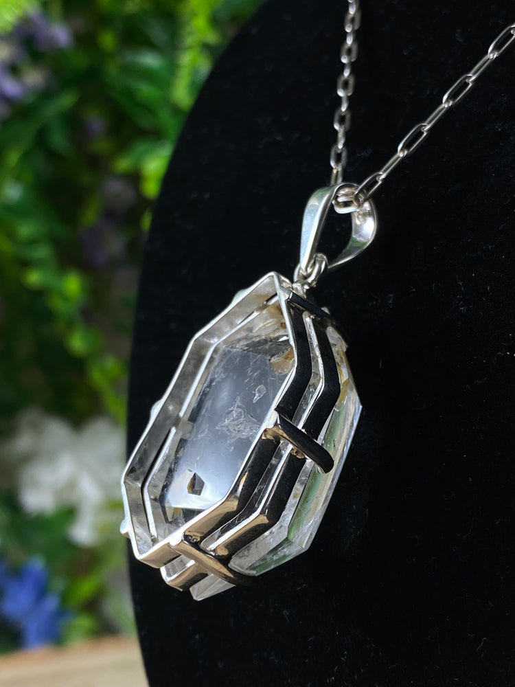 Quartz Enhydro Pendant