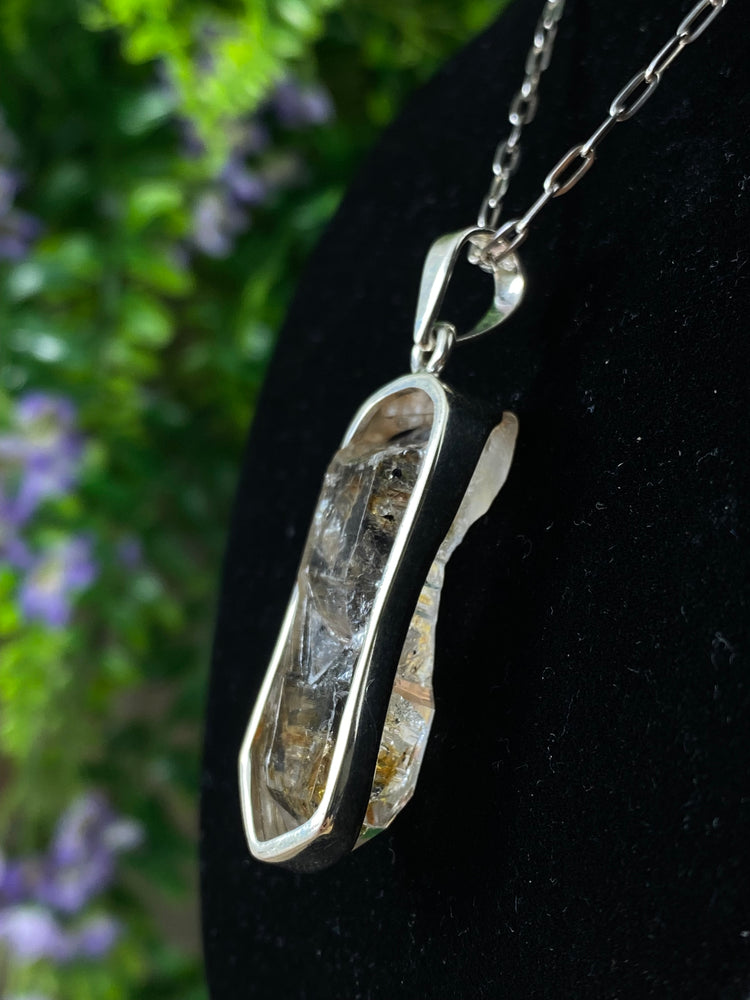 Petroleum Quartz Pendant