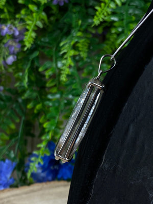 Manifestation Quartz Pendant