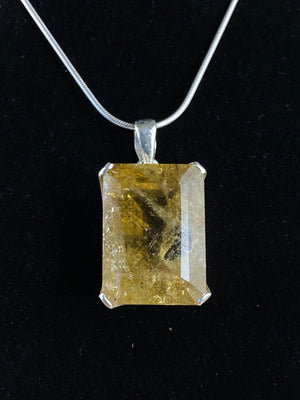 Heliodor Pendant