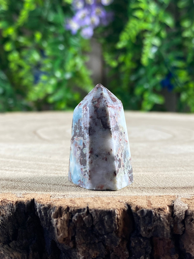 Larimar Tower