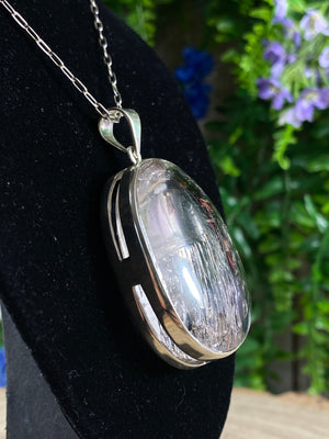 Manifestation Quartz Pendant