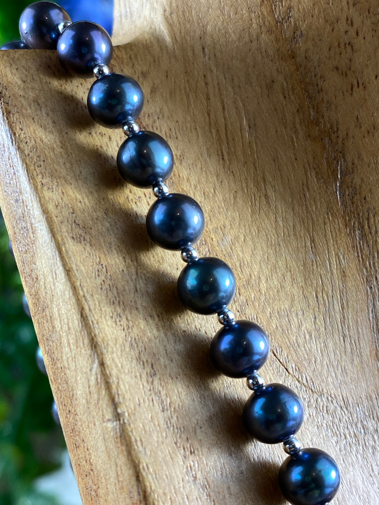 Cultured Pearl And Topaz Necklace