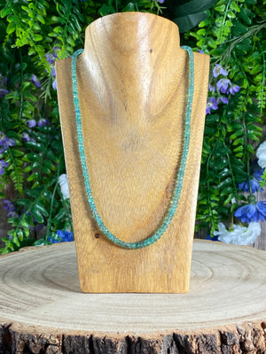 9ct Gold Emerald Necklace