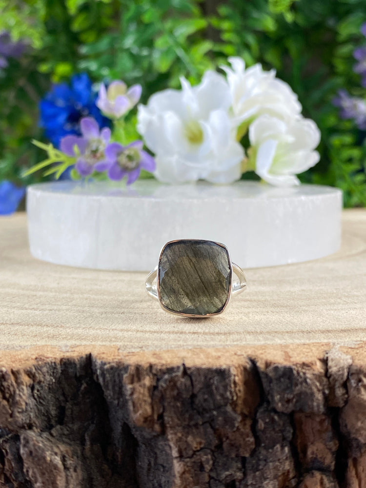 Labradorite Ring