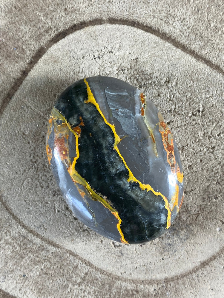 Bumblebee Jasper Palmstone