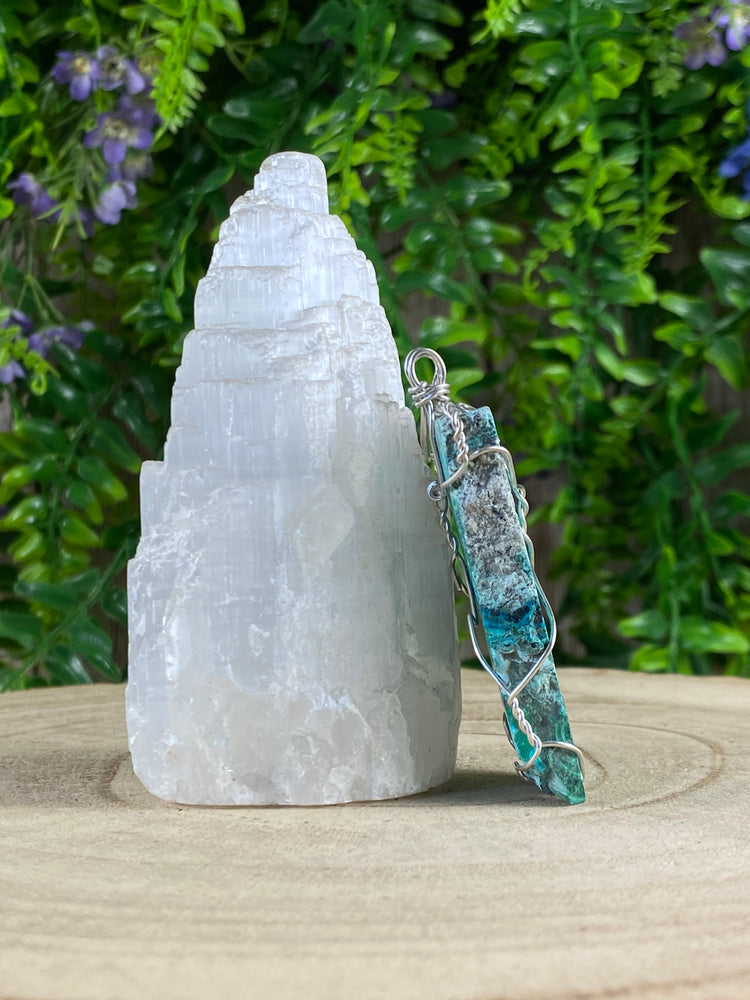 Malacholla Wire Wrapped Pendant