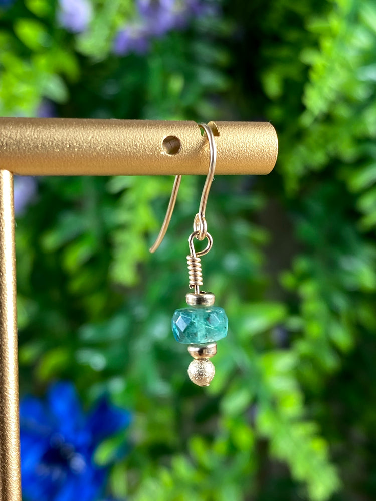 9ct Gold Emerald Earrings