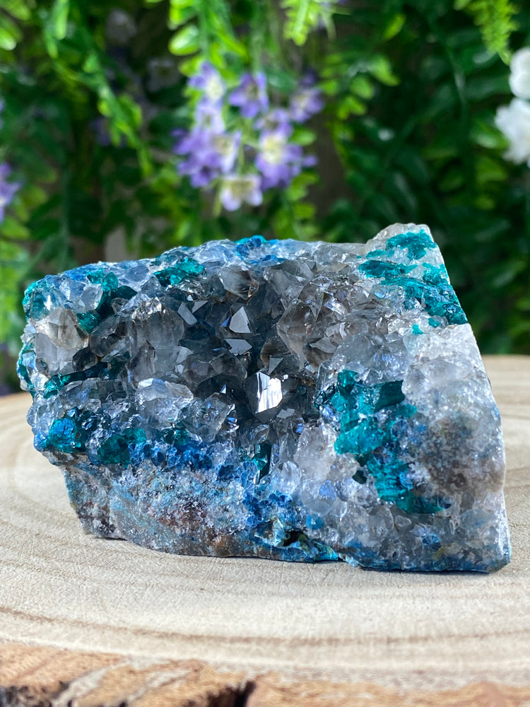 Quartz With Dioptase