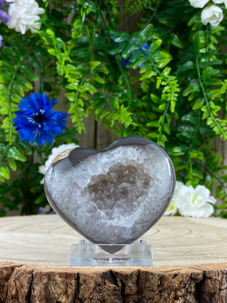 Elements of Avebury Crystals Agate Heart