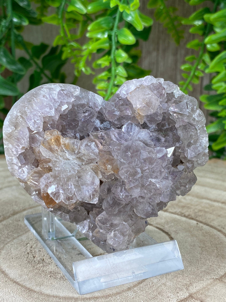 Elements of Avebury Crystals Amethyst Heart