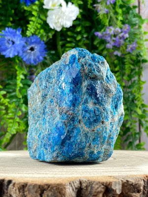 Elements of Avebury Apatite