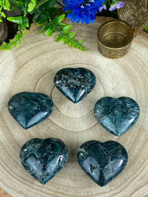 Elements of Avebury Crystal Apatite Heart