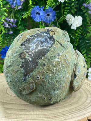 Elements of Avebury Druzy Agate