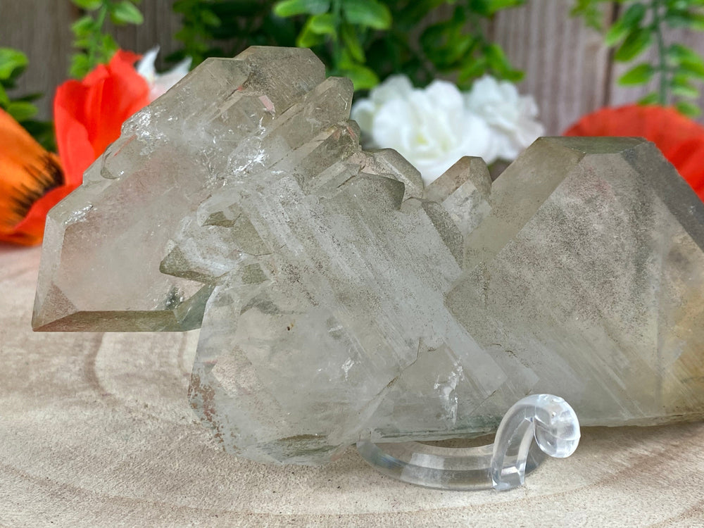 Elements of Avebury Crystal Faden Quartz