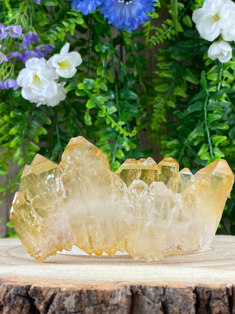 Elements of Avebury Crystal Faden Quartz