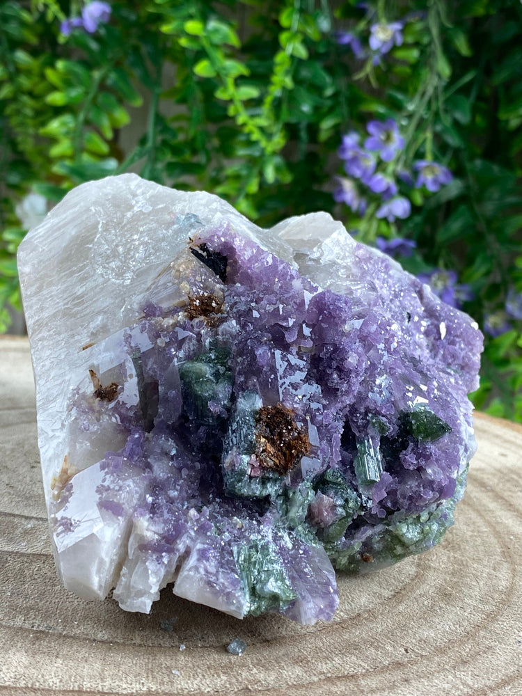 Elements of Avebury Green Tourmaline and Lepidolite