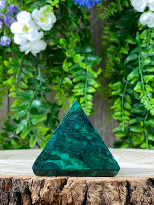 Elements of Avebury Crystals Malachite Pyramid