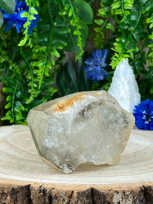 Elements of Avebury Crystal Quartz with Chlorite