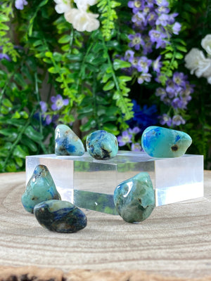 Elements of Avebury Shattuckite and Chrysocolla Tumbles