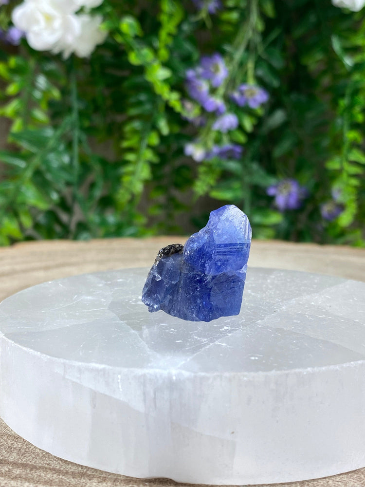 Elements of Avebury Crystals Tanzanite